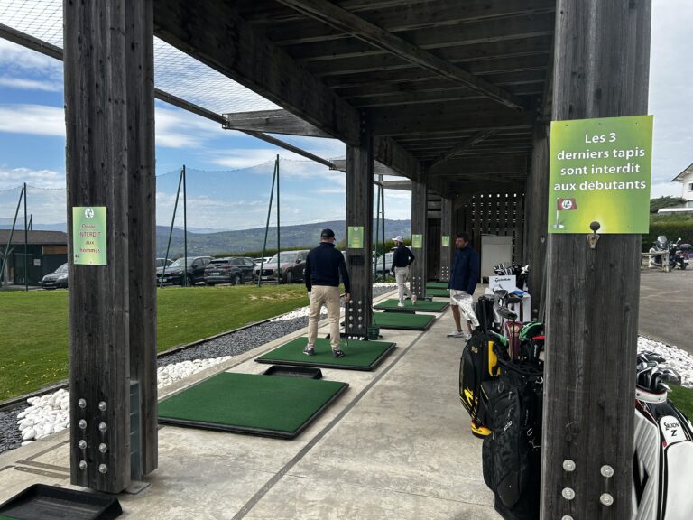 Découvrez pourquoi comprendre le fitting de golf peut transformer votre jeu et vous faire gagner en précision et en distance.