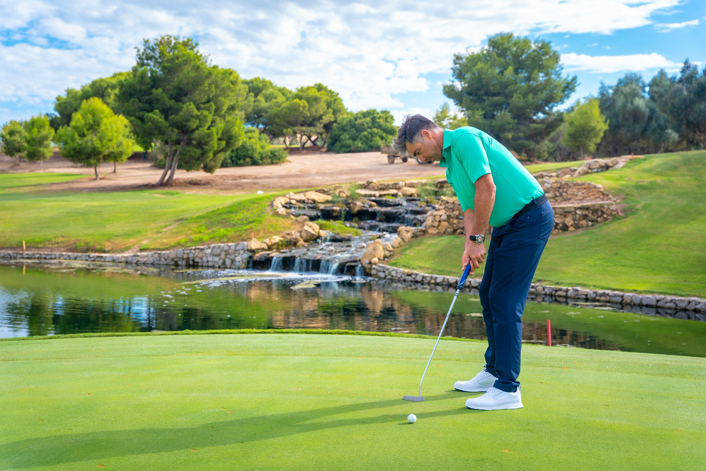 Le green au golf expliqué : découvrez son rôle essentiel et comment le maîtriser pour améliorer votre score.